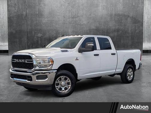 2024 RAM 2500 Tradesman Crew Cab 4x4 6'4' Box