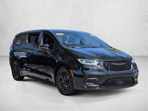 2022 Chrysler Pacifica Hybrid Limited