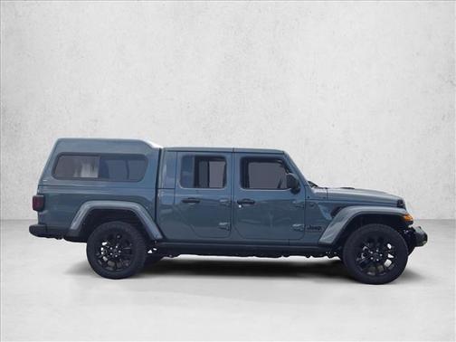 Anvil Clearcoat 2025 Jeep Gladiator Nighthawk
