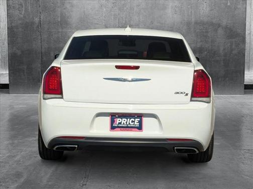 2015 Chrysler 300 S
