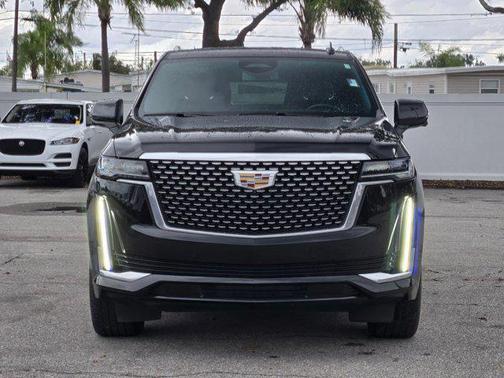 2024 Cadillac Escalade Luxury