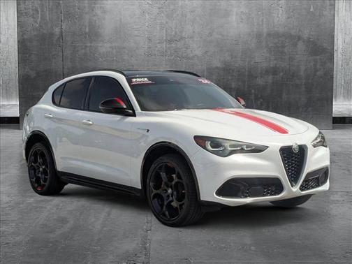 2024 Alfa Romeo Stelvio Veloce AWD