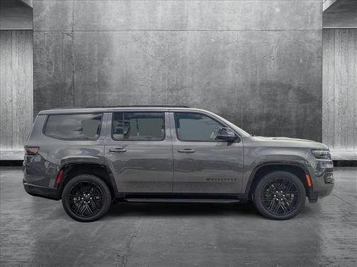2023 Jeep Wagoneer Series II Carbide 4x2