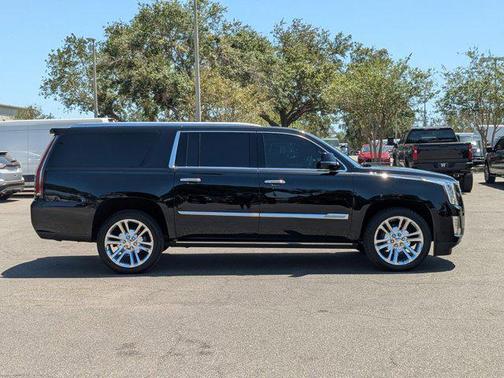 2016 Cadillac Escalade ESV Platinum