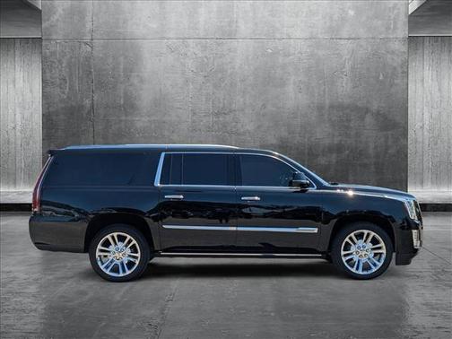 2016 Cadillac Escalade ESV Platinum