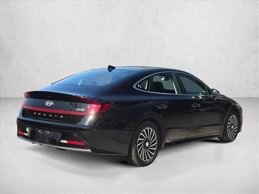 2023 Hyundai SONATA Hybrid SE