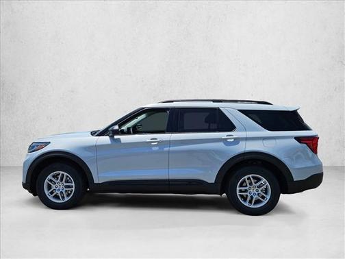 Space White Metallic 2026 Ford Explorer Active