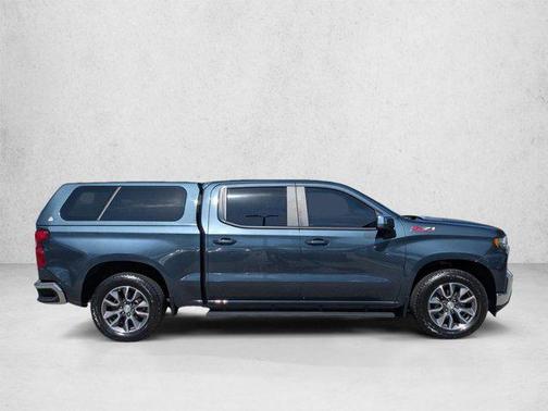 Shadow Gray Metallic 2020 Chevrolet Silverado 1500 LT