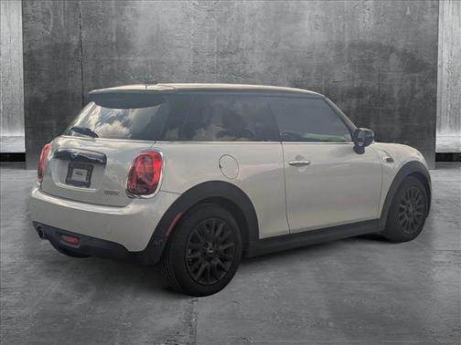 2021 MINI Hardtop Cooper