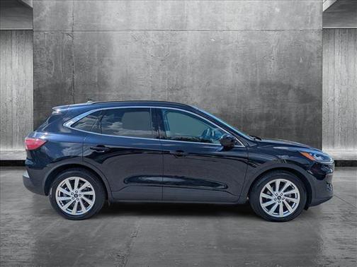 2021 Ford Escape Titanium