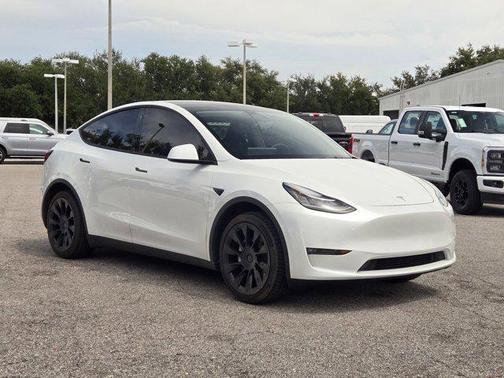 2021 Tesla Model Y Standard Range Rear-Wheel Drive