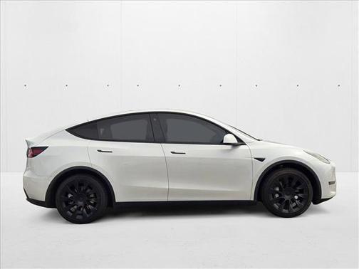 2021 Tesla Model Y Standard Range Rear-Wheel Drive