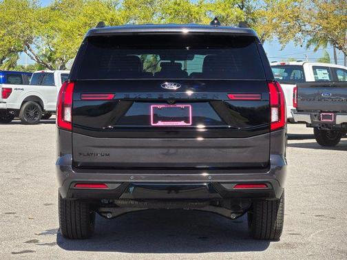 2026 Ford Expedition Platinum