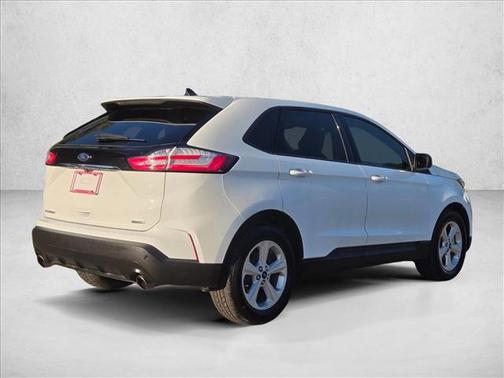 2020 Ford Edge SE