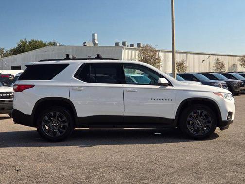 2021 Chevrolet Traverse RS