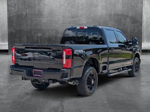 2025 Ford F-350 Lariat