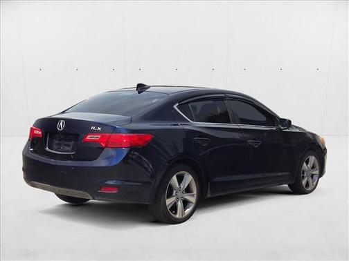 2013 Acura ILX 2.0L w/Premium Package