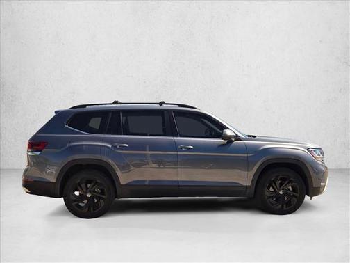 2022 Volkswagen Atlas 2.0T SE w/Technology 4MOTION