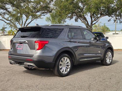 2022 Ford Explorer King Ranch