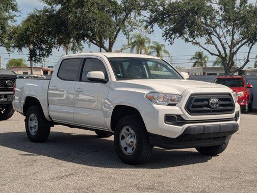 2022 Toyota Tacoma SR