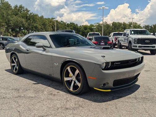 2017 Dodge Challenger R/T