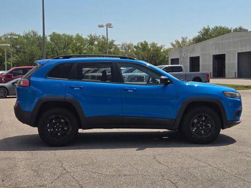 Hydro Blue Pearlcoat 2022 Jeep Cherokee X 4x4