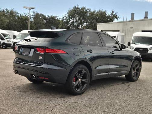 2018 Jaguar F-PACE S