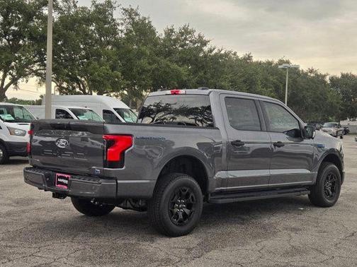 2025 Ford F-150 Lightning XLT