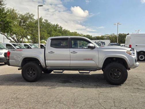 2017 Toyota Tacoma TRD Sport