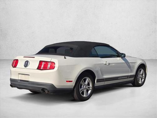 2012 Ford Mustang V6