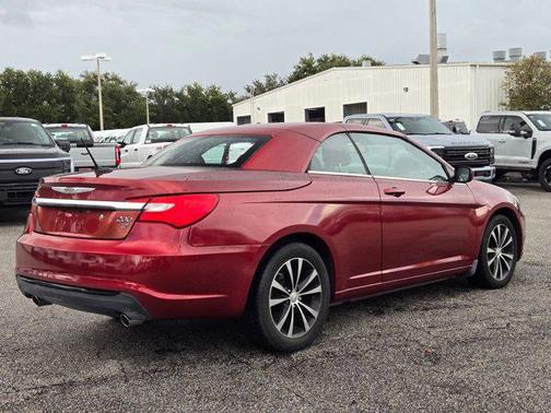 2014 Chrysler 200 S
