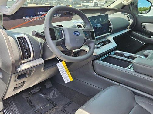 Space Silver Metallic 2026 Ford Expedition Max Active 4x2