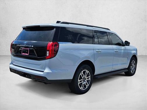 Space Silver Metallic 2026 Ford Expedition Max Active 4x2
