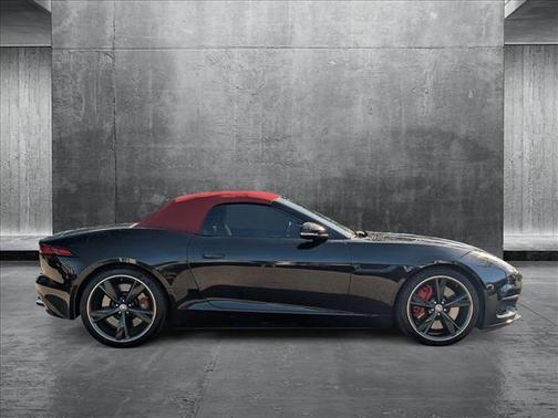2018 Jaguar F-TYPE R