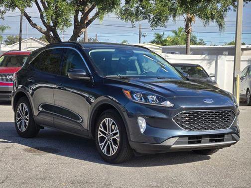 2022 Ford Escape SEL