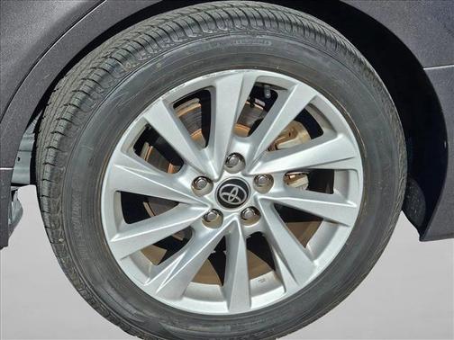 Predawn Gray Mica 2022 Toyota Camry LE