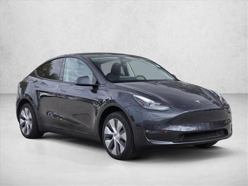 2024 Tesla Model Y Long Range Dual Motor All-Wheel Drive