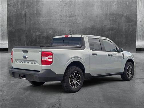2022 Ford Maverick XL