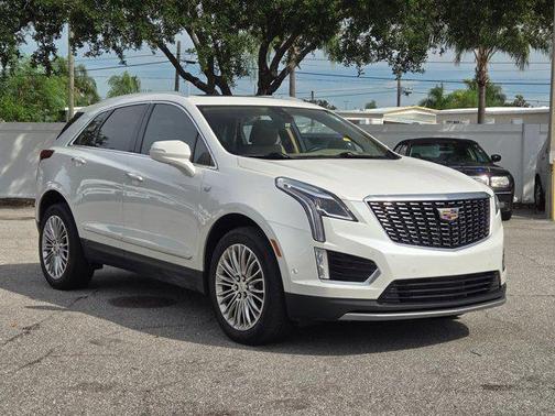 2020 Cadillac XT5 Premium Luxury
