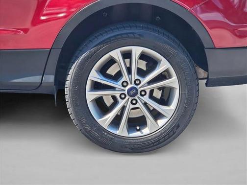 Ruby Red Metallic Tinted Clearcoat 2019 Ford Escape SEL