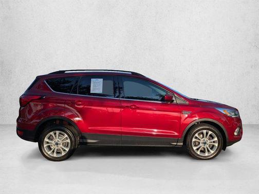 Ruby Red Metallic Tinted Clearcoat 2019 Ford Escape SEL