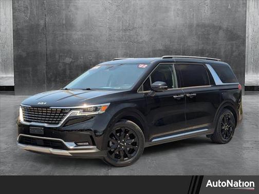 2022 Kia Carnival SX