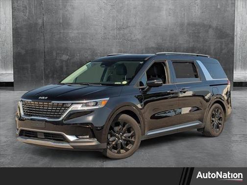 2022 Kia Carnival SX