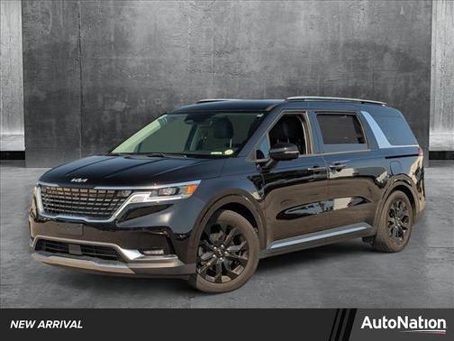 2022 Kia Carnival SX