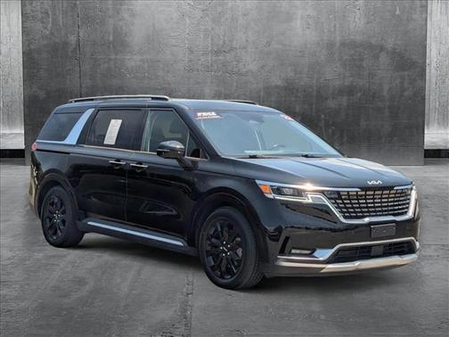 2022 Kia Carnival SX