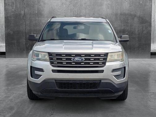 2016 Ford Explorer Base
