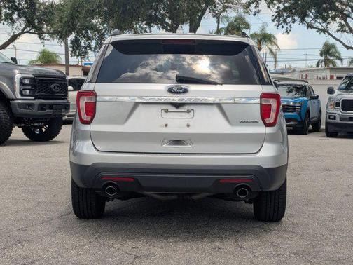 2016 Ford Explorer Base