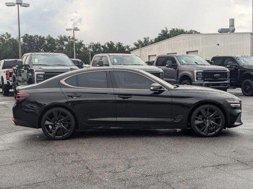 2023 Genesis G70 2.0T RWD