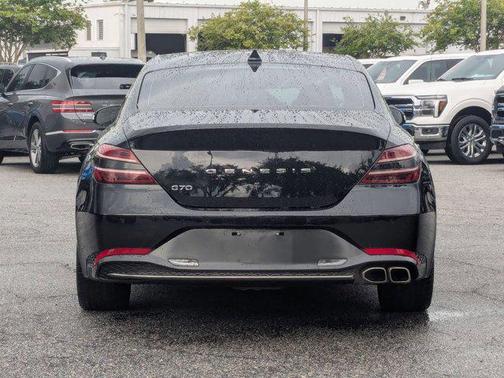 2023 Genesis G70 2.0T RWD