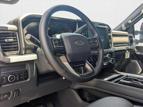 2025 Ford F-250 Platinum